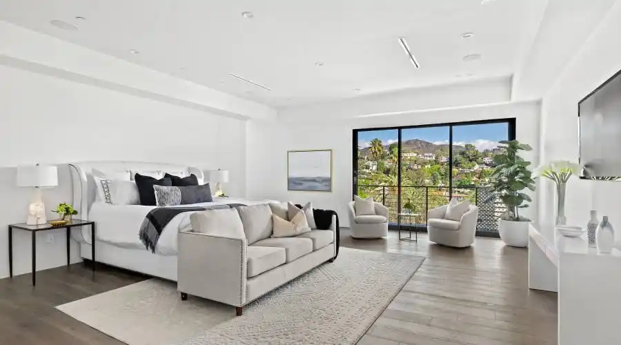 2311 Vasanta Way, Los Angeles, California, 90068, United States, 4 Bedrooms Bedrooms, ,6 BathroomsBathrooms,Residential,For Sale,Vasanta Way,1177773