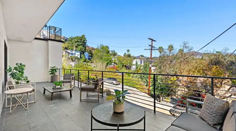 2311 Vasanta Way, Los Angeles, California, 90068, United States, 4 Bedrooms Bedrooms, ,6 BathroomsBathrooms,Residential,For Sale,Vasanta Way,1177773