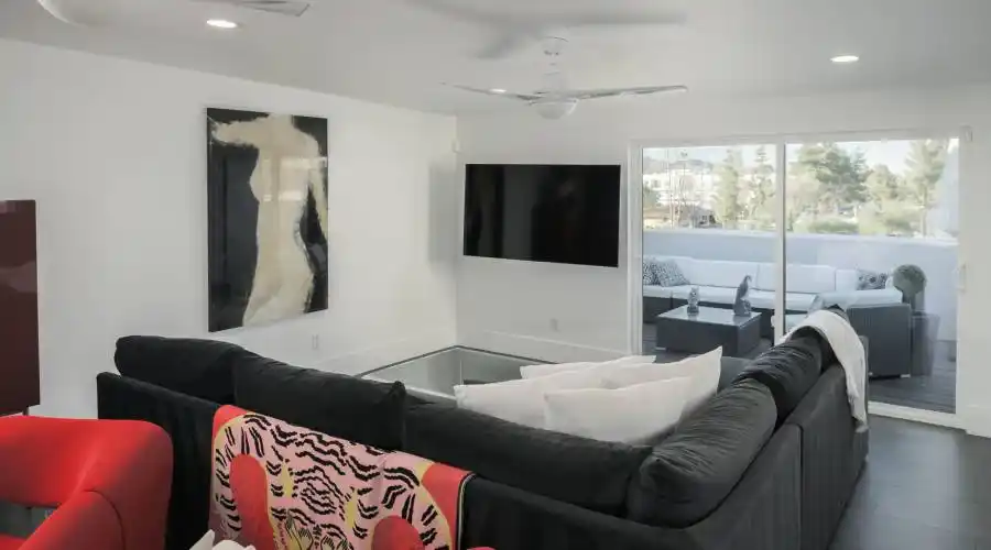 3107 N 70th St 1003, Scottsdale, Arizona 85251, United States, 3 Bedrooms Bedrooms, 3 Rooms Rooms,3 BathroomsBathrooms,Residential,For Sale,N 70th St 1003,1177846