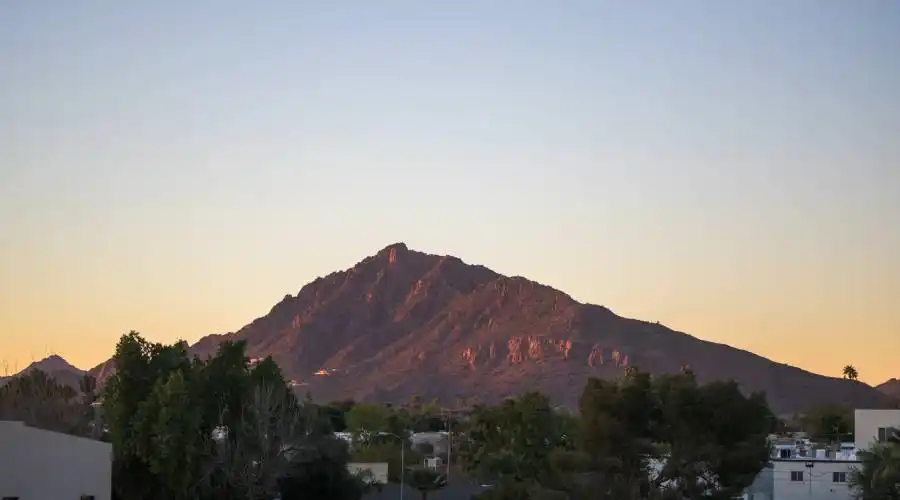 3107 N 70th St 1003, Scottsdale, Arizona 85251, United States, 3 Bedrooms Bedrooms, 3 Rooms Rooms,3 BathroomsBathrooms,Residential,For Sale,N 70th St 1003,1177846