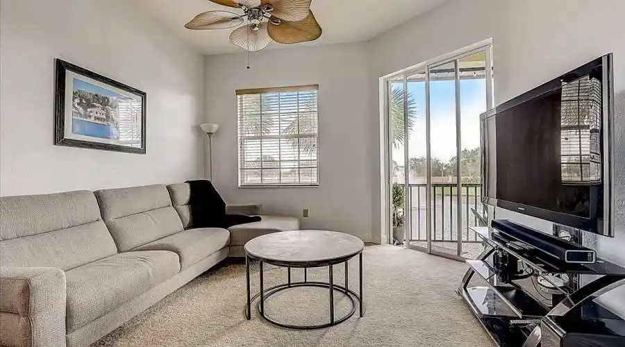 8405 Miramar Way, Florida 34202, United States, 3 Bedrooms Bedrooms, 5 Rooms Rooms,2 BathroomsBathrooms,Condo,For Sale,Miramar,201,1179855