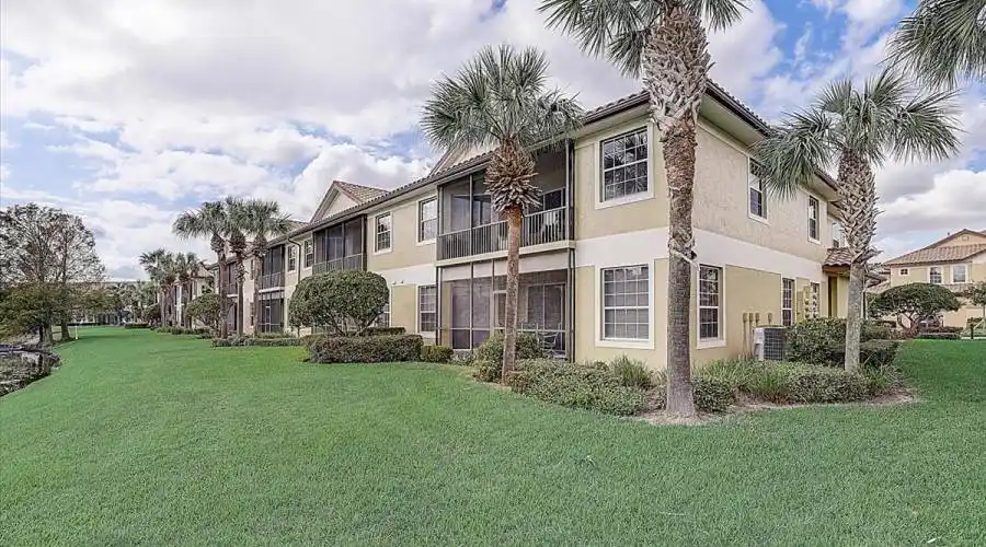 8405 Miramar Way, Florida 34202, United States, 3 Bedrooms Bedrooms, 5 Rooms Rooms,2 BathroomsBathrooms,Condo,For Sale,Miramar,201,1179855