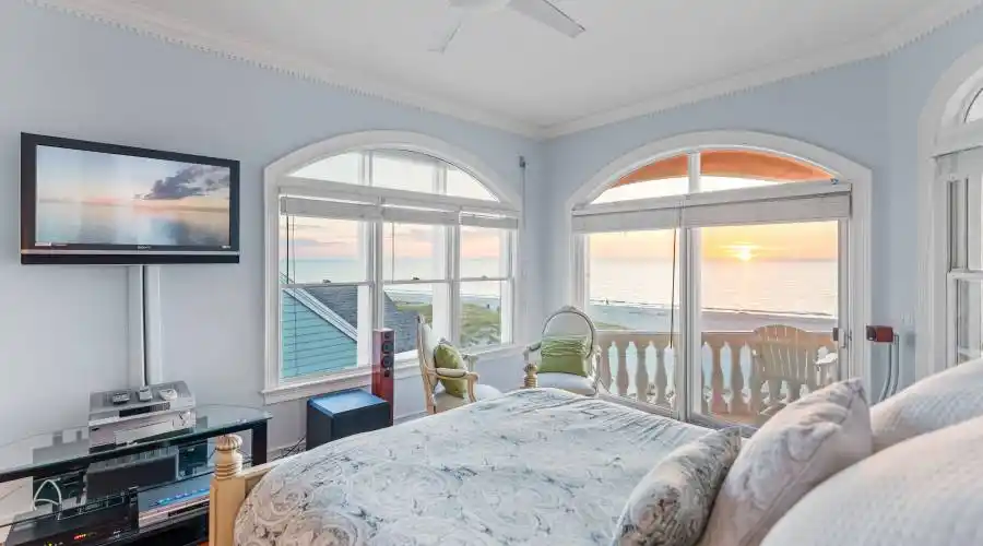 3800 Gulf BLVD, St Pete Beach, Florida 33706, United States, 3 Bedrooms Bedrooms, 10 Rooms Rooms,3 BathroomsBathrooms,Condo,For Sale,Casablanca On The Beach Condo,Gulf,2,1184672
