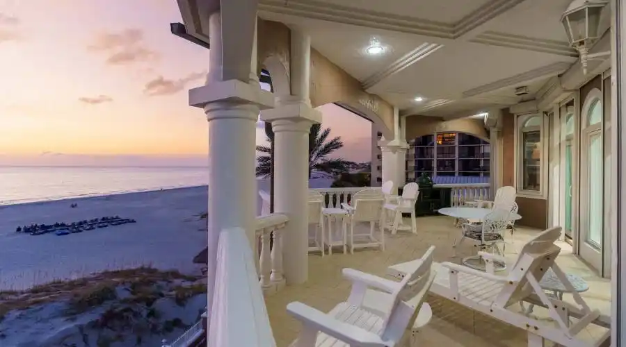 3800 Gulf BLVD, St Pete Beach, Florida 33706, United States, 3 Bedrooms Bedrooms, 10 Rooms Rooms,3 BathroomsBathrooms,Condo,For Sale,Casablanca On The Beach Condo,Gulf,2,1184672