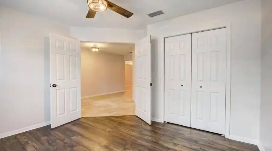 724 Hubbel Rd, Florida 34208, United States, 4 Bedrooms Bedrooms, 6 Rooms Rooms,2 BathroomsBathrooms,Residential,For Sale,Hubbel,1191769