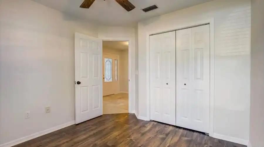 724 Hubbel Rd, Florida 34208, United States, 4 Bedrooms Bedrooms, 6 Rooms Rooms,2 BathroomsBathrooms,Residential,For Sale,Hubbel,1191769
