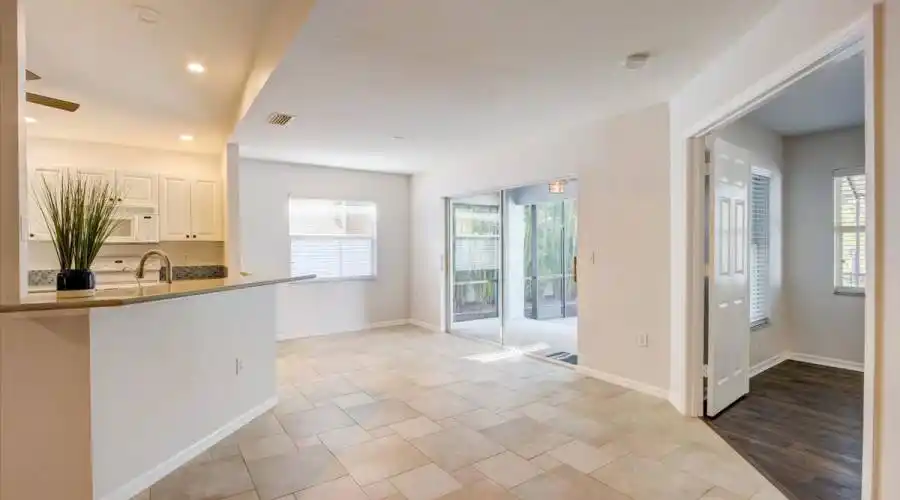 724 Hubbel Rd, Florida 34208, United States, 4 Bedrooms Bedrooms, 6 Rooms Rooms,2 BathroomsBathrooms,Residential,For Sale,Hubbel,1191769