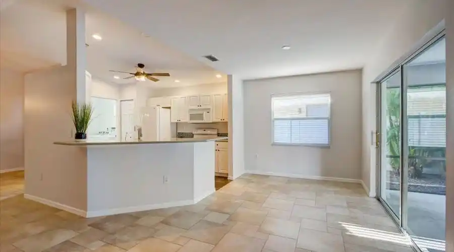 724 Hubbel Rd, Florida 34208, United States, 4 Bedrooms Bedrooms, 6 Rooms Rooms,2 BathroomsBathrooms,Residential,For Sale,Hubbel,1191769