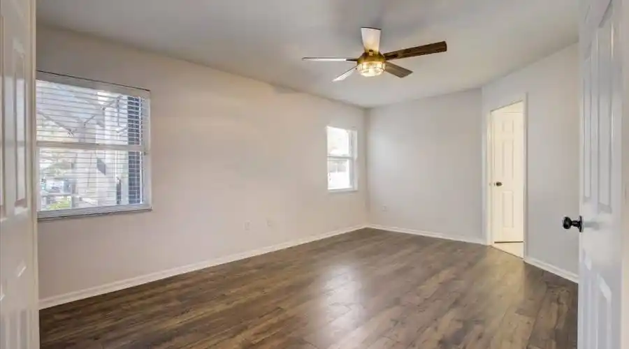 724 Hubbel Rd, Florida 34208, United States, 4 Bedrooms Bedrooms, 6 Rooms Rooms,2 BathroomsBathrooms,Residential,For Sale,Hubbel,1191769