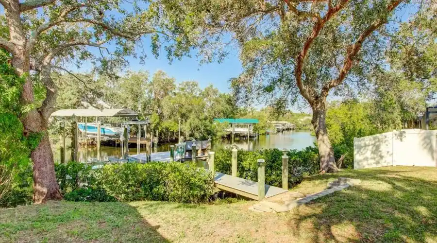 724 Hubbel Rd, Florida 34208, United States, 4 Bedrooms Bedrooms, 6 Rooms Rooms,2 BathroomsBathrooms,Residential,For Sale,Hubbel,1191769