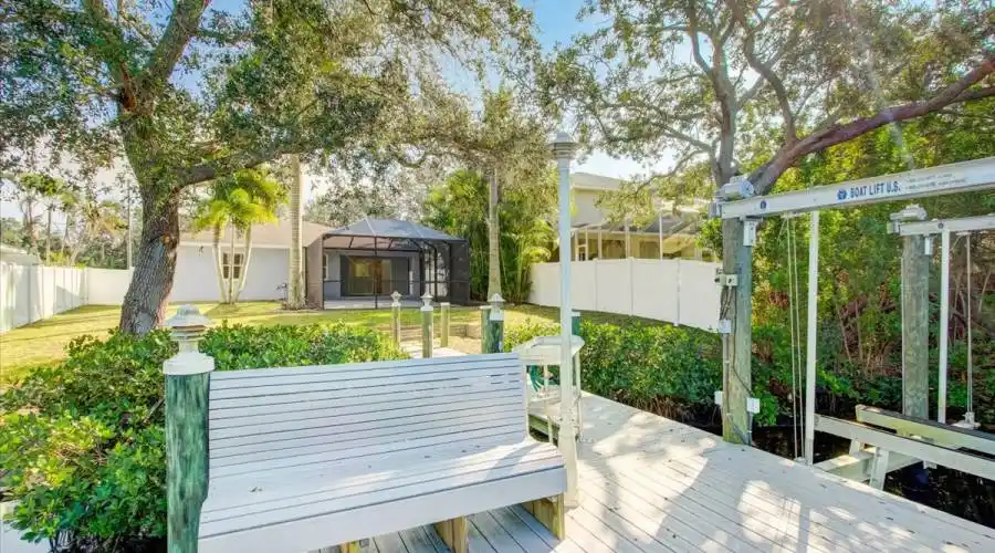 724 Hubbel Rd, Florida 34208, United States, 4 Bedrooms Bedrooms, 6 Rooms Rooms,2 BathroomsBathrooms,Residential,For Sale,Hubbel,1191769