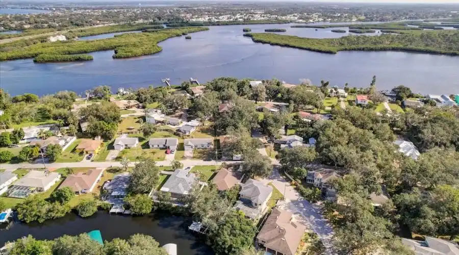 724 Hubbel Rd, Florida 34208, United States, 4 Bedrooms Bedrooms, 6 Rooms Rooms,2 BathroomsBathrooms,Residential,For Sale,Hubbel,1191769