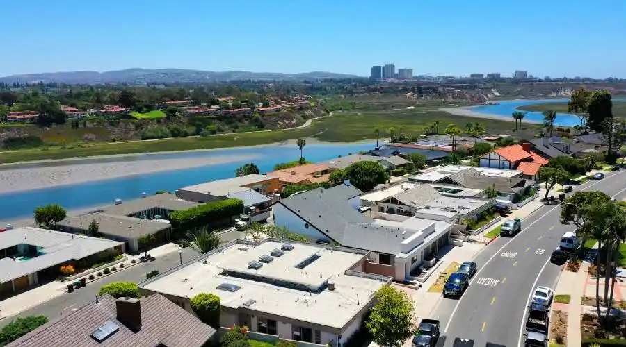 1954 Santiago Dr, Newport Beach, California 92660, United States, 5 Bedrooms Bedrooms, 9 Rooms Rooms,3 BathroomsBathrooms,Single family home,For Sale,Santiago,1,1193081