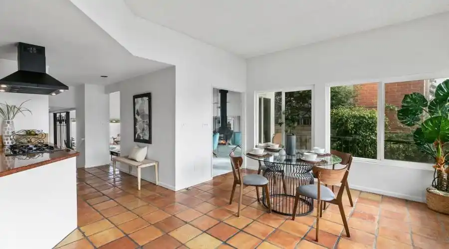 16611 Edgewater Ln, Huntington Beach, California 92649, United States, 2 Bedrooms Bedrooms, 6 Rooms Rooms,2 BathroomsBathrooms,Single family home,For Sale,Edgewater,1,1193082