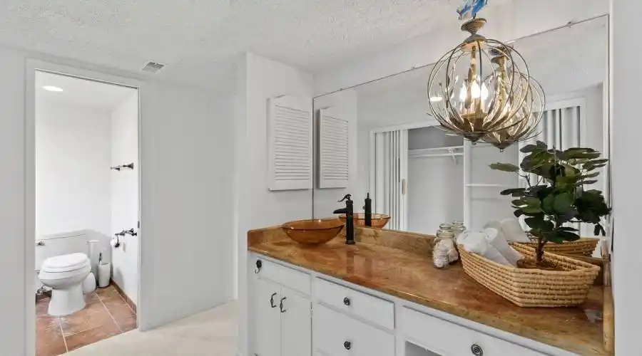 16611 Edgewater Ln, Huntington Beach, California 92649, United States, 2 Bedrooms Bedrooms, 6 Rooms Rooms,2 BathroomsBathrooms,Single family home,For Sale,Edgewater,1,1193082