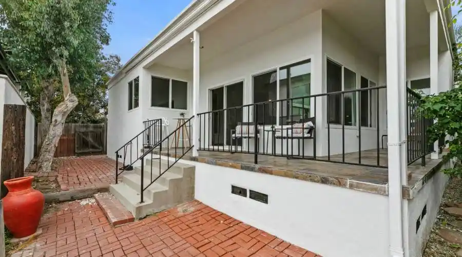 16611 Edgewater Ln, Huntington Beach, California 92649, United States, 2 Bedrooms Bedrooms, 6 Rooms Rooms,2 BathroomsBathrooms,Single family home,For Sale,Edgewater,1,1193082