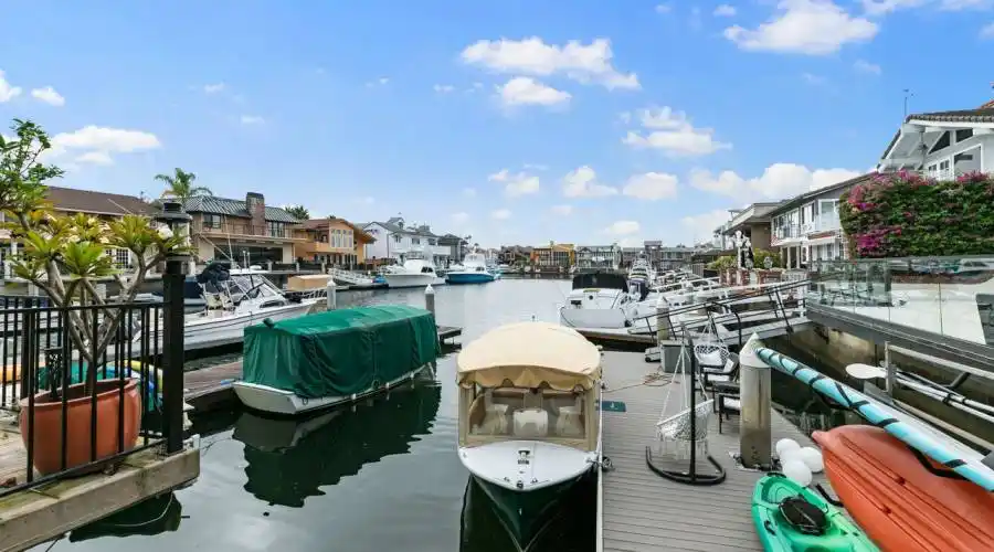 16611 Edgewater Ln, Huntington Beach, California 92649, United States, 2 Bedrooms Bedrooms, 6 Rooms Rooms,2 BathroomsBathrooms,Single family home,For Sale,Edgewater,1,1193082
