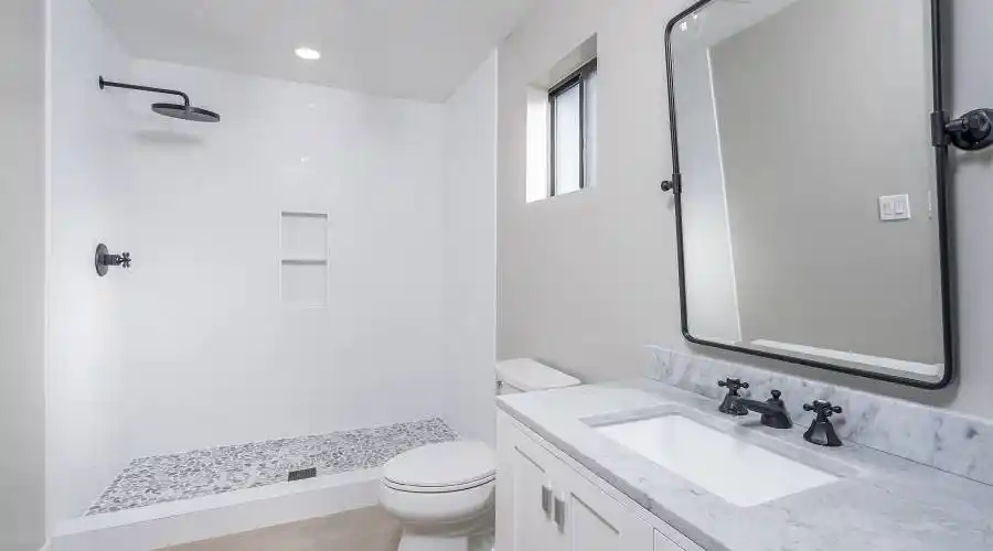 3034 N 49th CT, Phoenix, Arizona 85018, United States, 4 Bedrooms Bedrooms, 3 Rooms Rooms,4 BathroomsBathrooms,Residential,For Sale,N 49th CT ,1195492