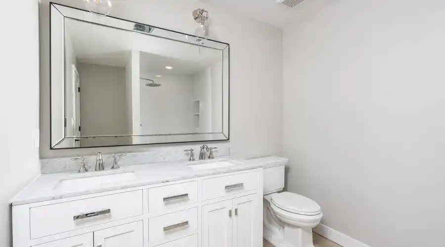 3034 N 49th CT, Phoenix, Arizona 85018, United States, 4 Bedrooms Bedrooms, 3 Rooms Rooms,4 BathroomsBathrooms,Residential,For Sale,N 49th CT ,1195492