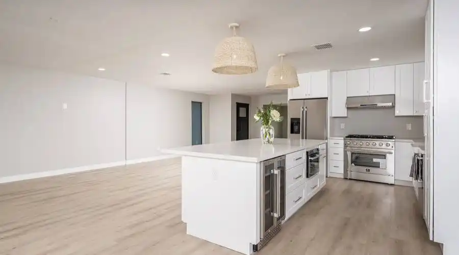 3034 N 49th CT, Phoenix, Arizona 85018, United States, 4 Bedrooms Bedrooms, 3 Rooms Rooms,4 BathroomsBathrooms,Residential,For Sale,N 49th CT ,1195492