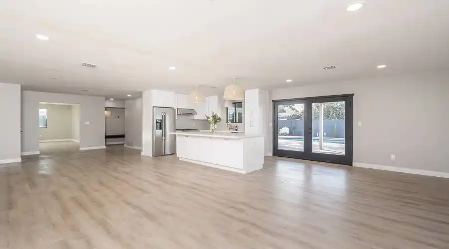 3034 N 49th CT, Phoenix, Arizona 85018, United States, 4 Bedrooms Bedrooms, 3 Rooms Rooms,4 BathroomsBathrooms,Residential,For Sale,N 49th CT ,1195492