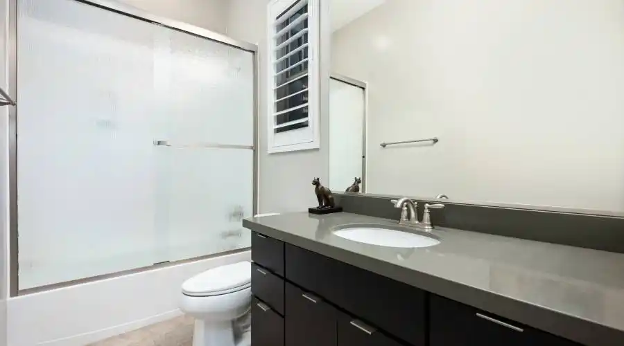 2703 E Indigo Pl, Chandler, Arizona 85286, United States, 3 Bedrooms Bedrooms, 3 Rooms Rooms,3 BathroomsBathrooms,Residential,For Sale,E Indigo Pl,1197454