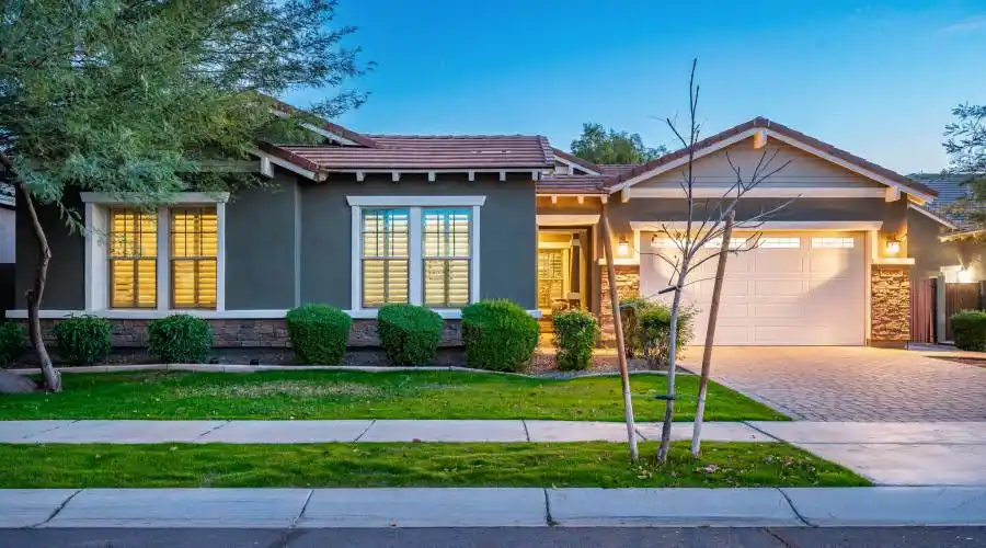 2703 E Indigo Pl, Chandler, Arizona 85286, United States, 3 Bedrooms Bedrooms, 3 Rooms Rooms,3 BathroomsBathrooms,Residential,For Sale,E Indigo Pl,1197454