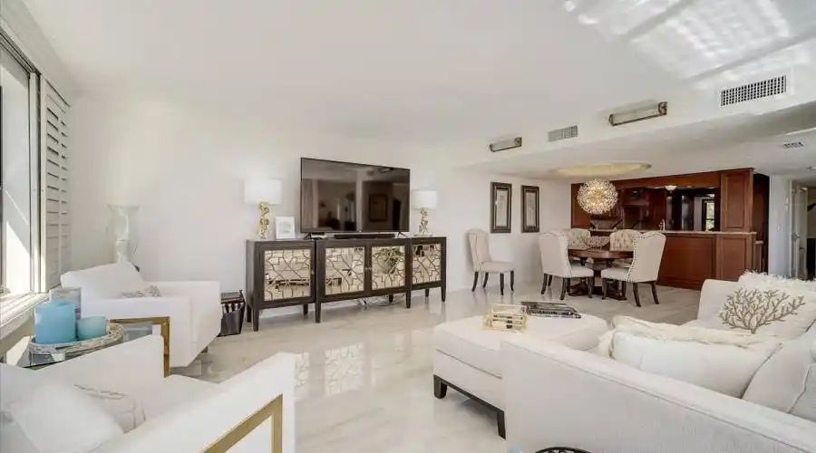 8600 Midnight Pass Rd, Florida, United States, 3 Bedrooms Bedrooms, 5 Rooms Rooms,4 BathroomsBathrooms,Condo,For Sale,Midnight Pass,202,1199868