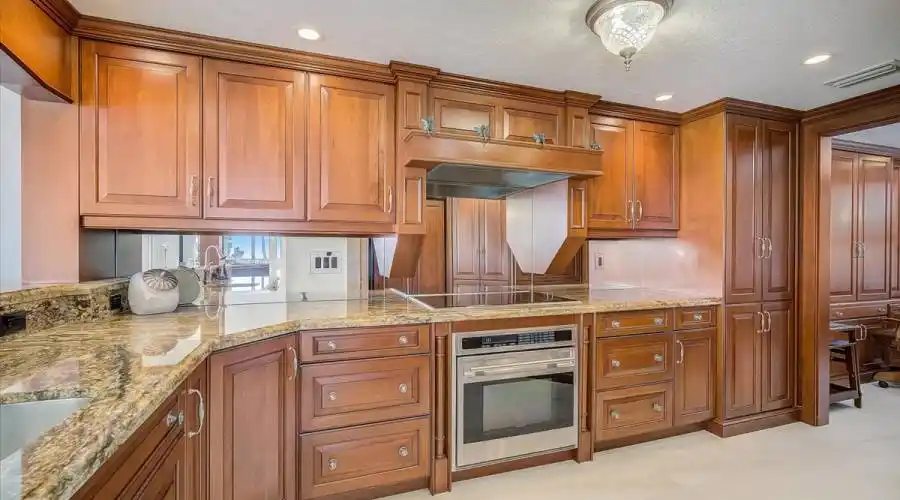 8600 Midnight Pass Rd, Florida, United States, 3 Bedrooms Bedrooms, 5 Rooms Rooms,4 BathroomsBathrooms,Condo,For Sale,Midnight Pass,202,1199868