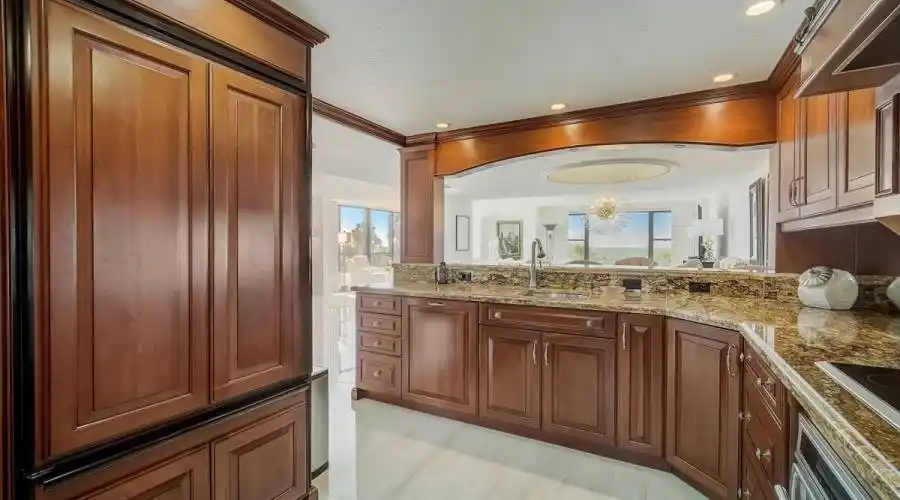 8600 Midnight Pass Rd, Florida, United States, 3 Bedrooms Bedrooms, 5 Rooms Rooms,4 BathroomsBathrooms,Condo,For Sale,Midnight Pass,202,1199868