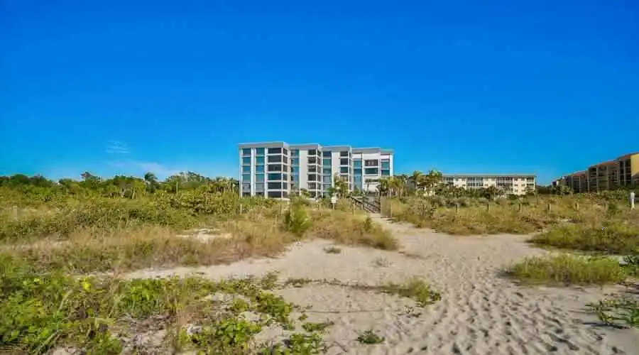 8600 Midnight Pass Rd, Florida, United States, 3 Bedrooms Bedrooms, 5 Rooms Rooms,4 BathroomsBathrooms,Condo,For Sale,Midnight Pass,202,1199868