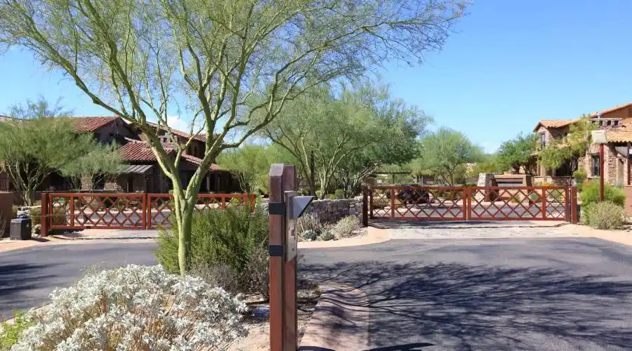 17762 N 93RD WAY, Scottsdale, Arizona 85255, United States, 2 Bedrooms Bedrooms, 2 Rooms Rooms,2 BathroomsBathrooms,Residential,For Sale,17762,1207095