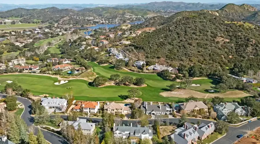 250 Garden Dr, Lake Sherwood, California, United States, 5 Bedrooms Bedrooms, ,6 BathroomsBathrooms,Residential,For Sale,Garden,1209964