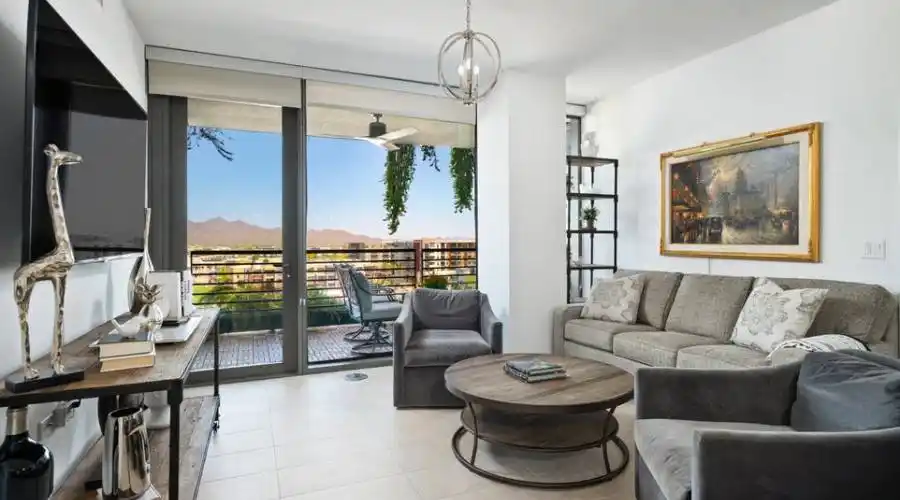 7180 E KIERLAND BLVD 810, Scottsdale, Arizona 85254, United States, 2 Bedrooms Bedrooms, ,2.5 BathroomsBathrooms,Residential,For Sale,1268048
