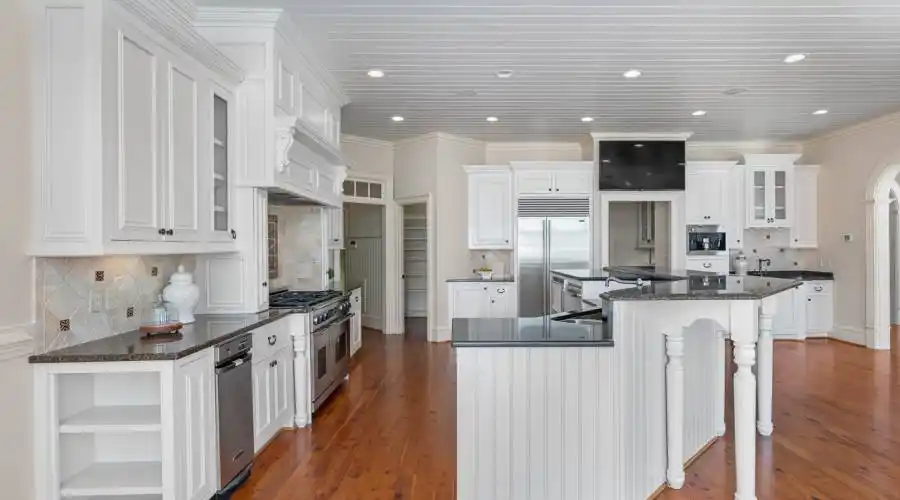 7712 harps mill RD, Raleigh, North Carolina 27615, United States, 6 Bedrooms Bedrooms, 16 Rooms Rooms,6 BathroomsBathrooms,Residential,For Sale,harps mill RD,1274847