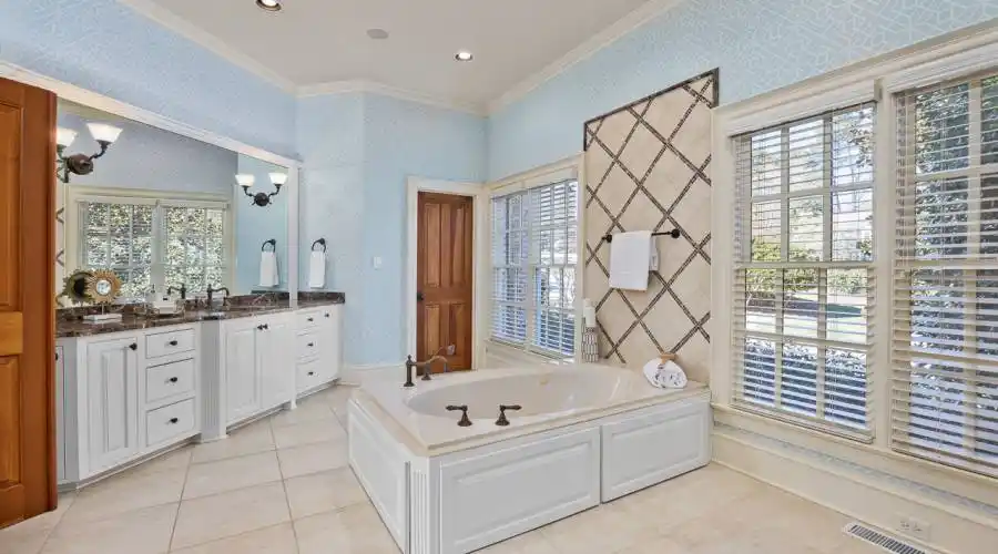 7712 harps mill RD, Raleigh, North Carolina 27615, United States, 6 Bedrooms Bedrooms, 16 Rooms Rooms,6 BathroomsBathrooms,Residential,For Sale,harps mill RD,1274847