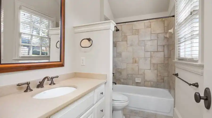7712 harps mill RD, Raleigh, North Carolina 27615, United States, 6 Bedrooms Bedrooms, 16 Rooms Rooms,6 BathroomsBathrooms,Residential,For Sale,harps mill RD,1274847