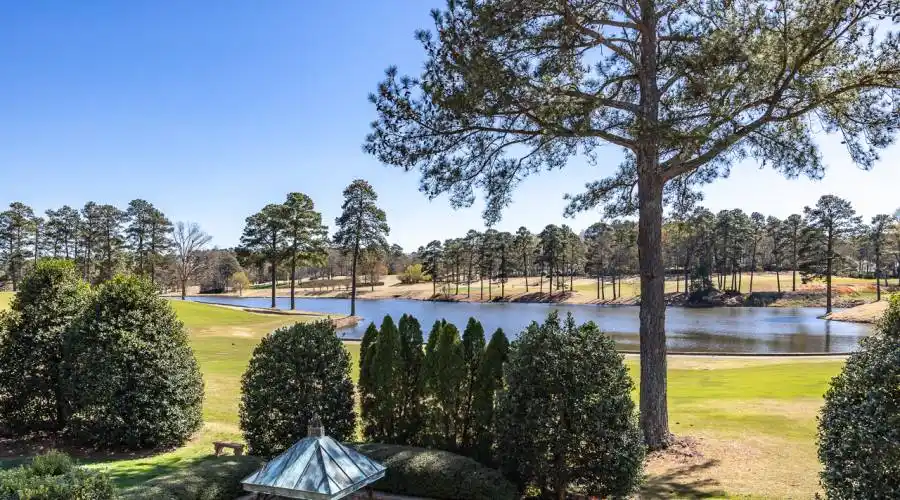 7712 harps mill RD, Raleigh, North Carolina 27615, United States, 6 Bedrooms Bedrooms, 16 Rooms Rooms,6 BathroomsBathrooms,Residential,For Sale,harps mill RD,1274847