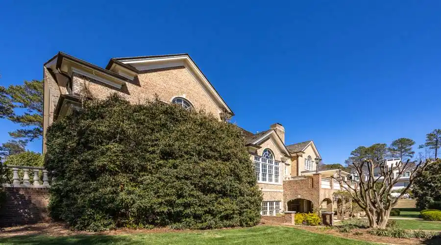 7712 harps mill RD, Raleigh, North Carolina 27615, United States, 6 Bedrooms Bedrooms, 16 Rooms Rooms,6 BathroomsBathrooms,Residential,For Sale,harps mill RD,1274847