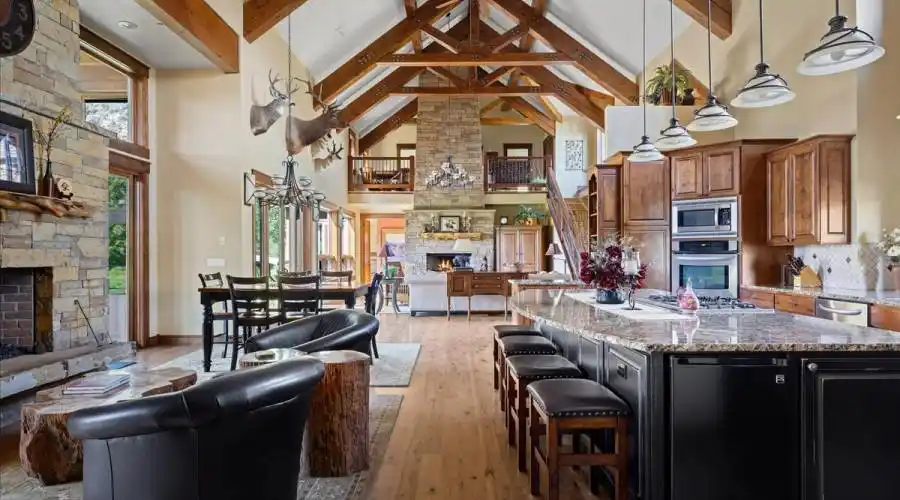 4250 Rockmoore RD, Jackson, Wyoming 83001, United States, 4 Bedrooms Bedrooms, 10 Rooms Rooms,4 BathroomsBathrooms,Residential,For Sale,Rockmoore RD,1276256
