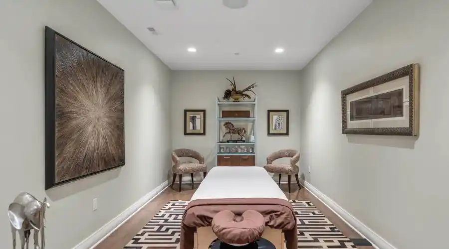 10119 Bella Strada Lane, Johnston, Iowa 50131, United States, ,Residential,For Sale,10119 Bella Strada Lane,1277442