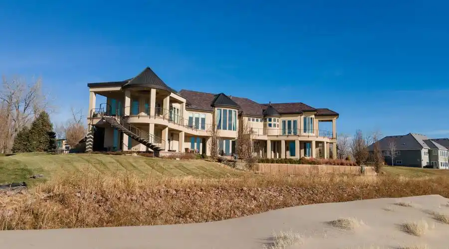 500 Bay Hill Circle, Dakota Dunes, South Dakota 57049, United States, 4 Bedrooms Bedrooms, ,5 BathroomsBathrooms,Residential,For Sale,500 Bay Hill Circle,1277773