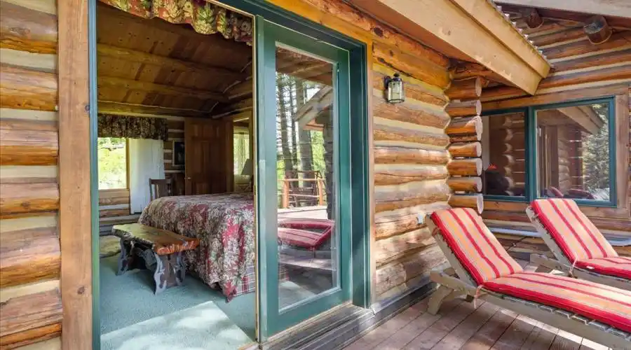 5725 N Fish Creek Rd, Wilson, Wyoming 83014, United States, 2 Bedrooms Bedrooms, 7 Rooms Rooms,2 BathroomsBathrooms,Residential,For Sale,N Fish Creek Rd,1277907