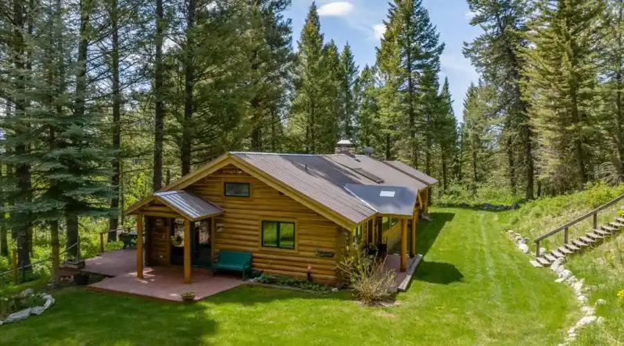 5725 N Fish Creek Rd, Wilson, Wyoming 83014, United States, 2 Bedrooms Bedrooms, 7 Rooms Rooms,2 BathroomsBathrooms,Residential,For Sale,N Fish Creek Rd,1277907