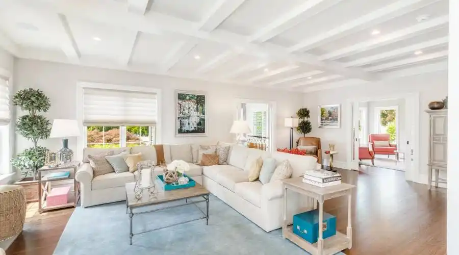 14 Valley View Rd, Philadelphia, Pennsylvania, 19118, United States, 6 Bedrooms Bedrooms, 12 Rooms Rooms,6 BathroomsBathrooms,Residential,For Sale,Valley View,1279143