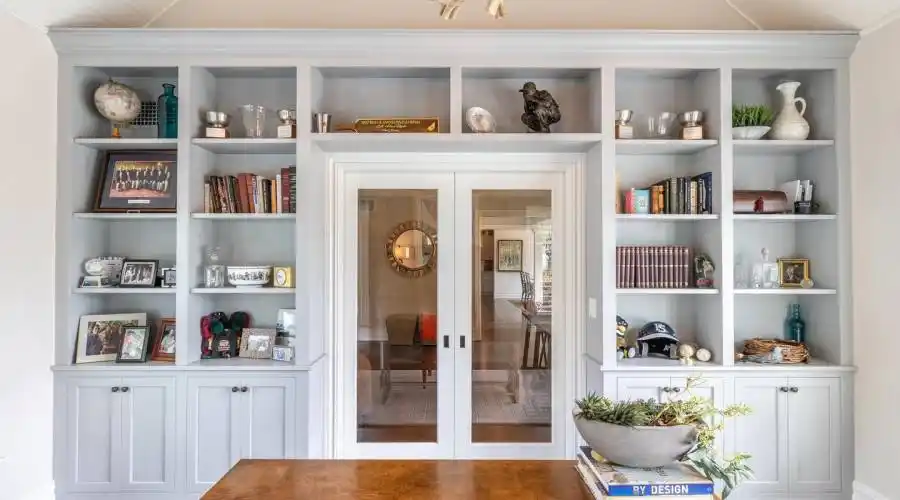 14 Valley View Rd, Philadelphia, Pennsylvania, 19118, United States, 6 Bedrooms Bedrooms, 12 Rooms Rooms,6 BathroomsBathrooms,Residential,For Sale,Valley View,1279143