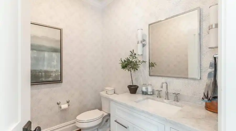 14 Valley View Rd, Philadelphia, Pennsylvania, 19118, United States, 6 Bedrooms Bedrooms, 12 Rooms Rooms,6 BathroomsBathrooms,Residential,For Sale,Valley View,1279143