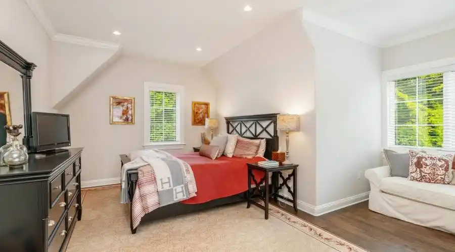 14 Valley View Rd, Philadelphia, Pennsylvania, 19118, United States, 6 Bedrooms Bedrooms, 12 Rooms Rooms,6 BathroomsBathrooms,Residential,For Sale,Valley View,1279143