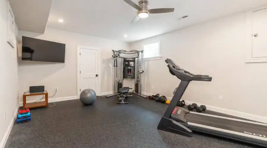 14 Valley View Rd, Philadelphia, Pennsylvania, 19118, United States, 6 Bedrooms Bedrooms, 12 Rooms Rooms,6 BathroomsBathrooms,Residential,For Sale,Valley View,1279143
