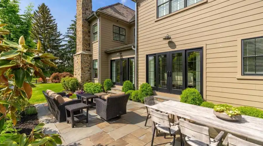 14 Valley View Rd, Philadelphia, Pennsylvania, 19118, United States, 6 Bedrooms Bedrooms, 12 Rooms Rooms,6 BathroomsBathrooms,Residential,For Sale,Valley View,1279143